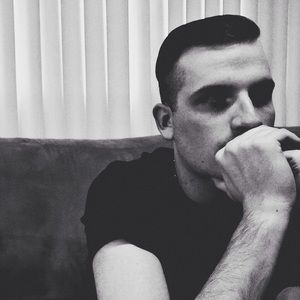 Meet your Posher, Hunter